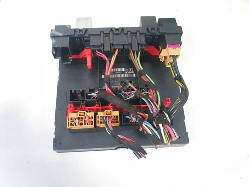fuse-box-saab-9-5-ys3e-1997-1998-1999-2000-2001-2002-2003-2004-2005-2006-2007-2008-2009-32889731 main image