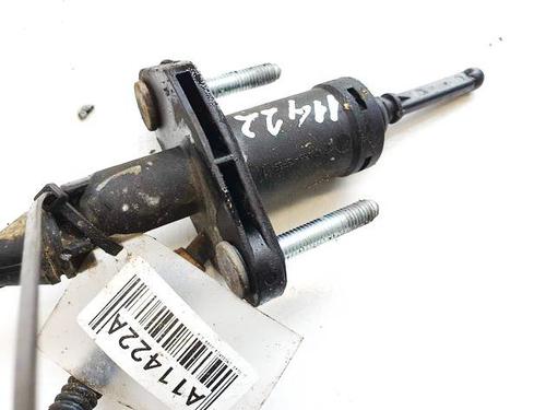Used Clutch slave cylinder Clutch slave cylinder 37736544 37736544
