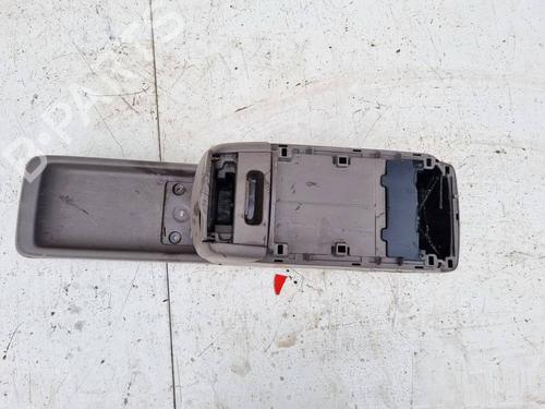 Apoyobrazos central Apoyobrazos central LEXUS RX (MCU15) 300 AWD (MCU15) (201 hp) 35214588 35214588