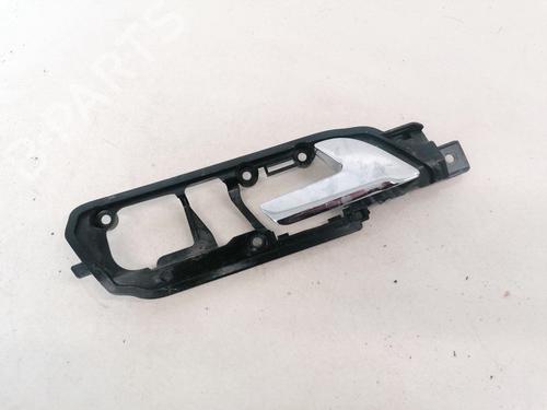 Used Front right interior door handle Front right interior door handle 35522179 35522179