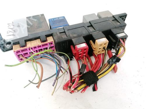 Fuse box AUDI A6 C5 (4B2, 4B4) 2.5 TDI | BP32909456E1 - Image 2