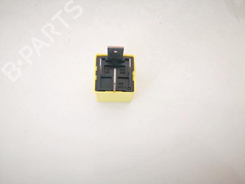 Electronic sensor OPEL VECTRA C (Z02) 2.2 DTI 16V (F69) | BP33071704M84 - Image 2
