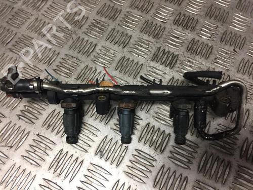 Used Injection rail Injection rail SMART CABRIO (450) 0.6 (S1OLA1, 450.441, 450.442, 450.443) (55 hp) 35700255 35700255