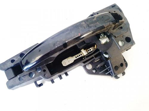 front-left-exterior-door-handle-audi-a4-b8-8k2-2007-2008-2009-2010-2011-2012-2013-2014-2015-2016-2017-35406335 main image