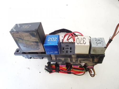 Fuse box VW PASSAT B5.5 (3B3) 1.9 TDI | BP32902339E1 - Image 3