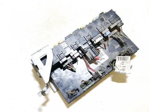 Used Fuse box Fuse box MERCEDES-BENZ E-CLASS (W211) E 220 CDI (211.006) (136 hp) 33063970 33063970