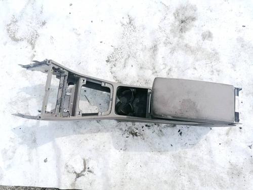 Used Armrest / Center console Armrest / Center console VW PASSAT B6 (3C2) 2.0 TDI (140 hp) 35271235 35271235
