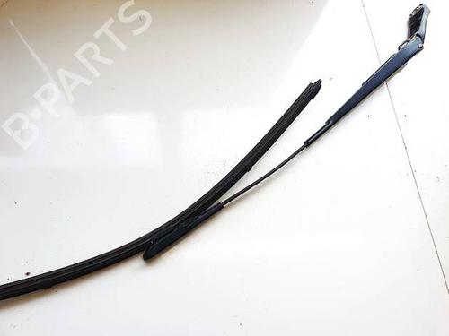 Used Front windshield wiper arm Front windshield wiper arm 37094002 37094002