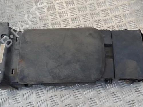 Used Armrest / Center console Armrest / Center console MAZDA RX-8 (SE, FE) 1.3 (FE103, SE3P) (215 hp) 35676503 35676503
