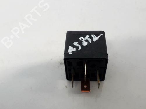 Used Electronic sensor Electronic sensor AUDI 80 B3 Saloon (893, 894, 8A2) 2.0 E (113 hp) 33066054 33066054