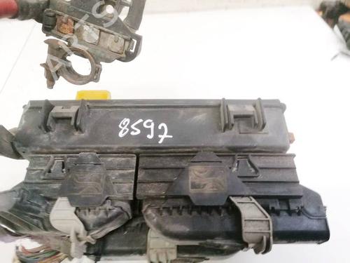 fuse-box-fiat-punto-evo-199_-2008-32924364 main image