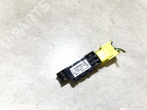 Used Electronic module Electronic module VW TOUAREG (7LA, 7L6, 7L7) 2.5 R5 TDI (174 hp) 33066120 33066120