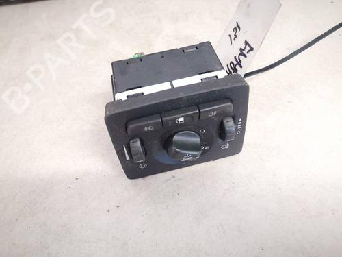Used Switch Switch VOLVO V50 (545) 2.4 (140 hp) 35371184 35371184