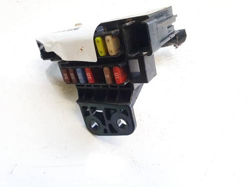 Used Fuse box Fuse box TOYOTA COROLLA Verso (ZER_, ZZE12_, R1_) 2.2 D-4D (AUR10_, AUR10R) (136 hp) 32625877 32625877