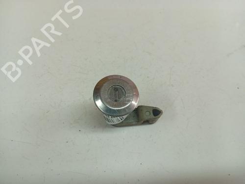 Andre Andre RENAULT CLIO II (BB_, CB_) 1.2 (BB0A, BB0F, BB10, BB1K, BB28, BB2D, BB2H, CB0A,... (58 hp) 39574115 39574115