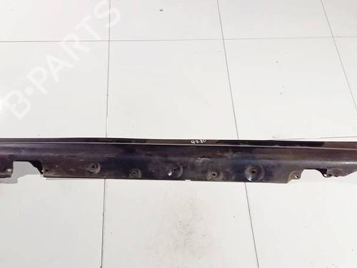 Used Left sideskirt Left sideskirt 35084182 35084182