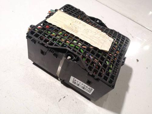 Used Fuse box Fuse box 38503974 38503974