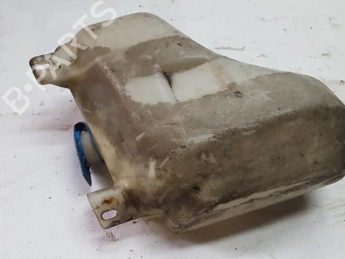 Used Windscreen washer tank Windscreen washer tank VW GOLF III (1H1) 1.9 TDI (110 hp) 35854203 35854203