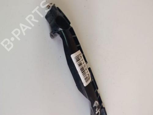 Frontfangerbrakett Frontfangerbrakett TOYOTA YARIS (_P9_) 1.4 D-4D (NLP90_, NLP90R) (90 hp) 36906958 36906958