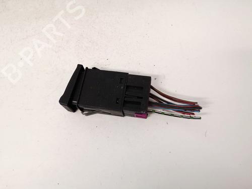 Warning switch AUDI 80 B4 Saloon (8C2) 1.6 E | BP35470744I22 - Image 2
