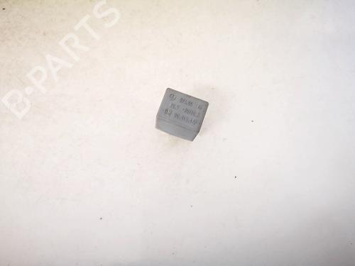 other-opel-signum-hatchback-z03-2003-2004-2005-2006-2007-2008-33079162 main image