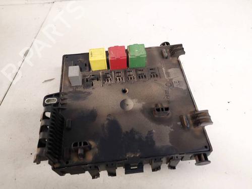 Used Fuse box Fuse box OPEL VECTRA C (Z02) 2.2 DTI 16V (F69) (125 hp) 32928327 32928327