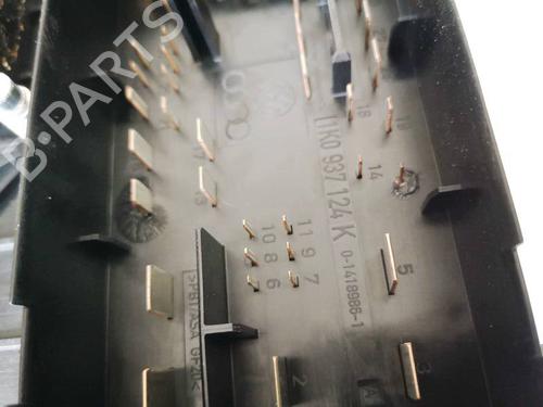 Fuse box VW GOLF V (1K1) 1.4 FSI | BP32957070E1 - Image 3