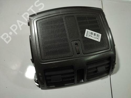 air-vent-toyota-auris-_e15_-2006-2007-2008-2009-2010-2011-2012-2013-32556802 main image