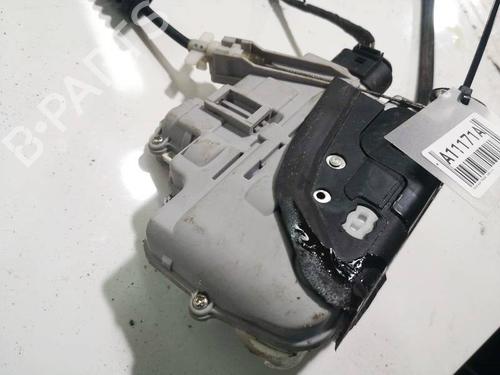 Front left lock VW PASSAT B6 (3C2) 2.0 TDI | BP34817201C98 - Image 3
