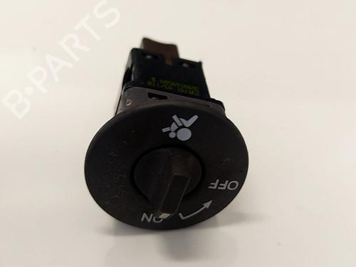 Used Switch Switch RENAULT SCÉNIC II (JM0/1_) 1.9 dCi (JM0G, JM12, JM1G, JM2C) (120 hp) 33751551 33751551