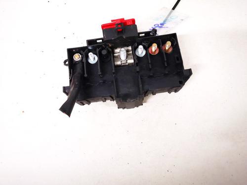 Used Fuse box Fuse box MERCEDES-BENZ C-CLASS (W203) C 270 CDI (203.016) (170 hp) 33084569 33084569