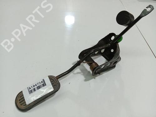 pedal-toyota-yaris-_p1_-1999-2000-2001-2002-2003-2004-2005-34908936 main image