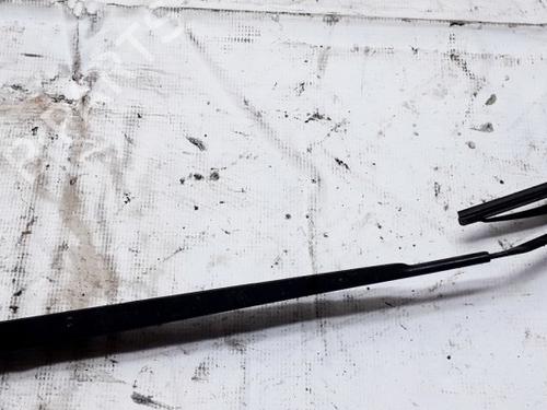 Used Front windshield wiper arm Front windshield wiper arm TOYOTA PICNIC (_XM1_) 2.2 D (CMX10_, CXM10G) (90 hp) 33527332 33527332