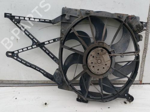 Used Fan Fan OPEL VIVARO A Bus (X83) 1.9 DI (F7, J7, A07) (80 hp) 35653944 35653944