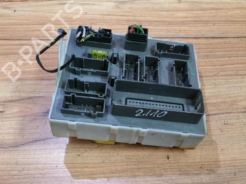 fuse-box-ford-focus-i-daw-dbw-1998-1999-2000-2001-2002-2003-2004-2005-2006-2007-2008-2009-33479941 main image