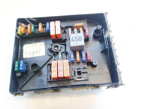 Used Fuse box Fuse box VW JETTA III (1K2) 1.6 FSI (115 hp) 32532708 32532708