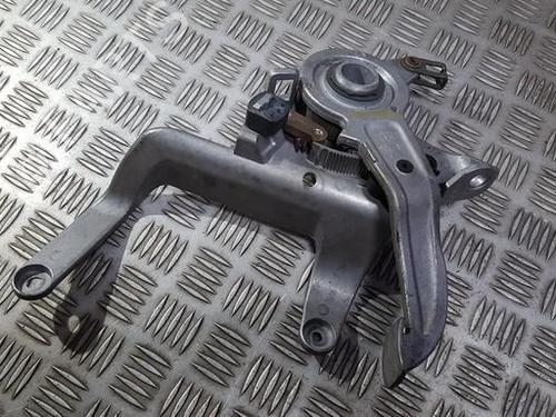 hand-brake-mercedes-benz-clk-c209-2002-2003-2004-2005-2006-2007-2008-2009-2010-35692199 main image
