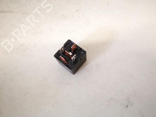 Electronic sensor KIA SORENTO I (JC) 2.5 CRDi 4WD | BP32906435M84 - Image 2