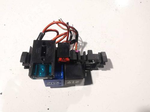 Fuse box AUDI A2 (8Z0) 1.4 TDI | BP32567462E1