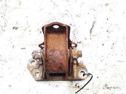 engine-mount-honda-hr-v-gh_-1999-2000-2001-2002-2003-2004-2005-2006-32940405 main image