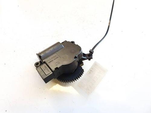 electronic-module-opel-astra-h-a04-2004-2005-2006-2007-2008-2009-2010-2011-2012-2013-2014-33098017 main image