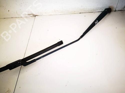 Used Front windshield wiper arm Front windshield wiper arm 32568412 32568412