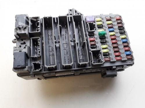 Used Fuse box Fuse box HONDA CIVIC VIII Hatchback (FN, FK) 1.4 (FK1, FN4) (100 hp) 33512517 33512517