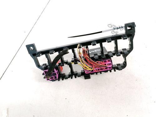 Fuse box AUDI A4 B5 (8D2) 1.6 | BP33082393E1 - Image 2