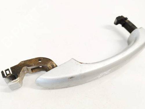 front-left-exterior-door-handle-audi-a4-b8-8k2-2007-2008-2009-2010-2011-2012-2013-2014-2015-2016-2017-36251609 main image