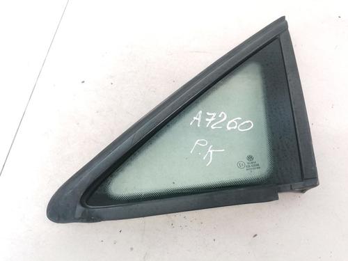 Vidro triangular frente esquerdo Vidro triangular frente esquerdo 35496938 35496938