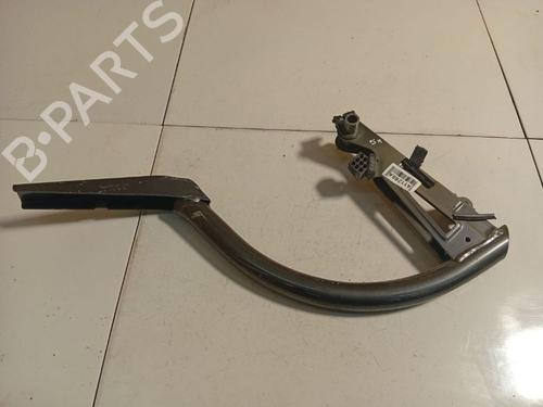 Used Hinge/Door check strap Hinge/Door check strap 34754080 34754080