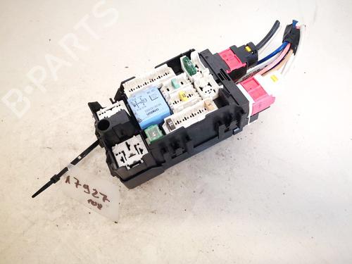 Used Fuse box PEUGEOT 508 I (8D_) 1.6 HDi (115 hp) 32914316