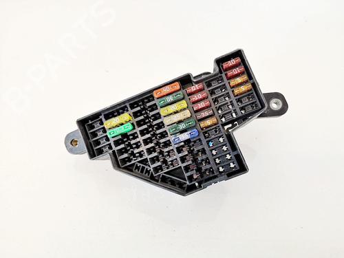 Used Fuse box Fuse box VW GOLF V (1K1) 1.9 TDI (105 hp) 33065190 33065190