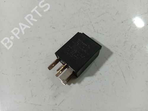 Electronic sensor AUDI A8 D3 (4E2, 4E8) 4.0 TDI quattro | BP39223250M84 - Image 2